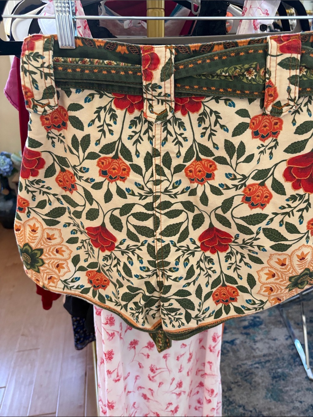 FARM Rio Olive & Cream Embroidered Floral Mini Shorts - Picture 9 of 9